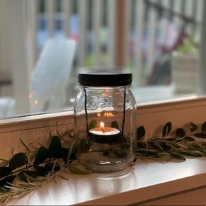 Meet your Posher, Amarilla B